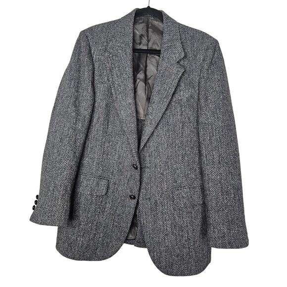 Vintage Harris Tweed 42 Blazer Union Made Gray Herringbone Wool Academia Classic - Picture 1 of 5